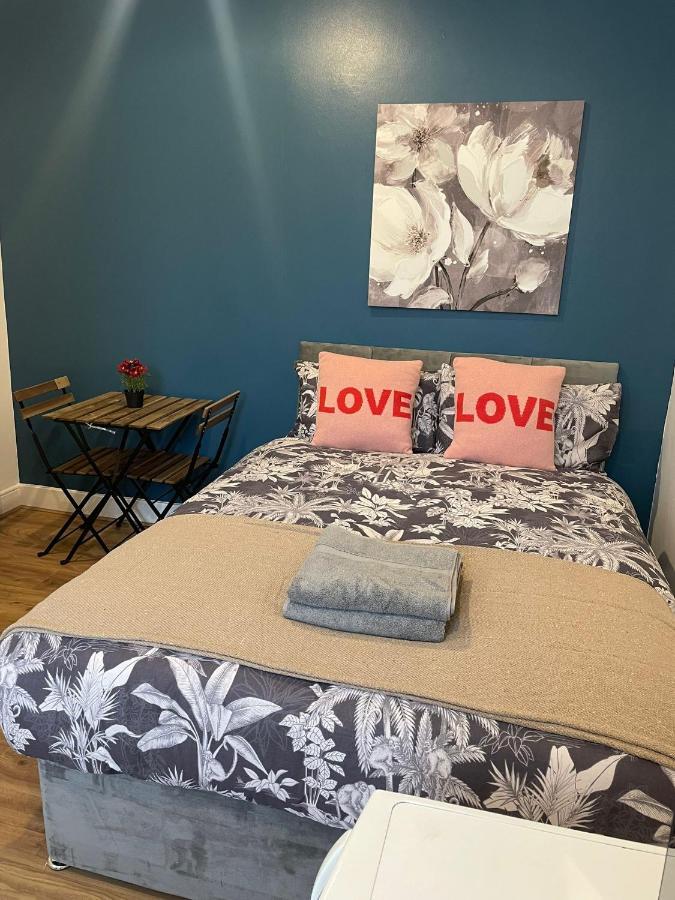 Wonderful Fully-Equipped Studio Near Central London 8 Exterior foto