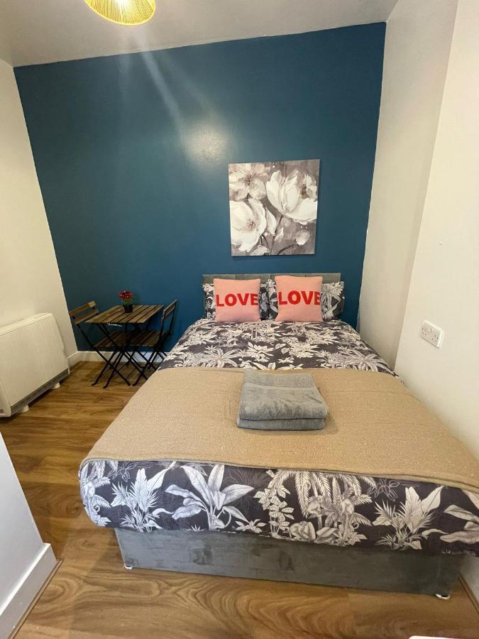 Wonderful Fully-Equipped Studio Near Central London 8 Exterior foto