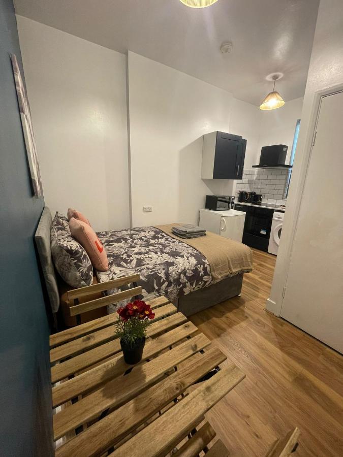 Wonderful Fully-Equipped Studio Near Central London 8 Exterior foto